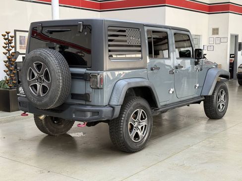 Used 2015 Jeep Wrangler Unlimited Rubicon AWD/4WD image 2
