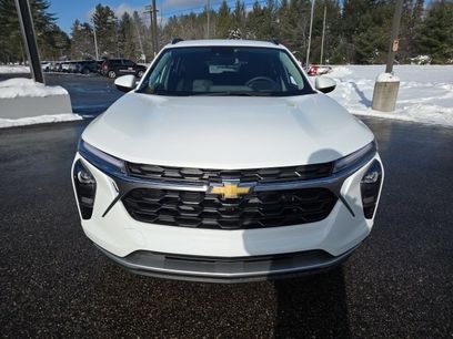 New 2026 Chevrolet Trax LT w/ Driver Confidence Package