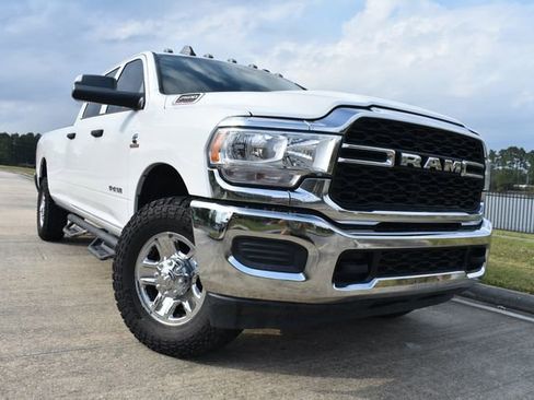 Used 2019 RAM 2500 Tradesman w/ Chrome Appearance Group image 1