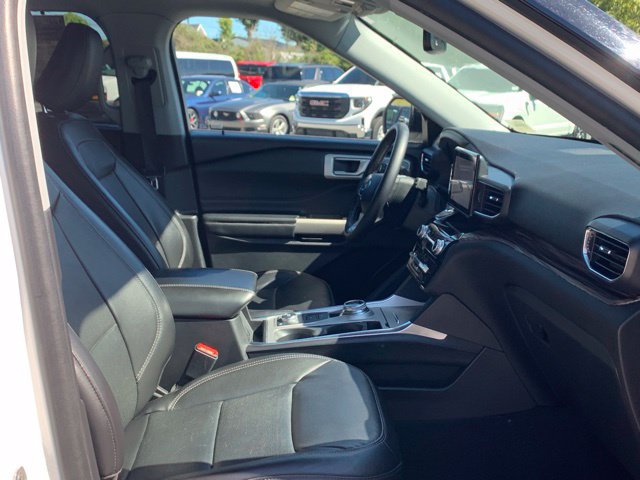 Certified 2023 Ford Explorer Limited w/ Equipment Group 301A AWD/4WD image 27