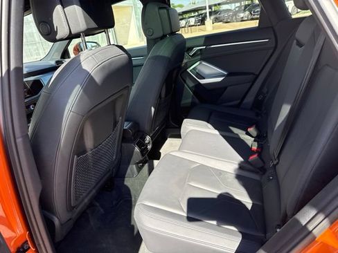 Used 2025 Audi Q3 2.0T Premium AWD/4WD image 7