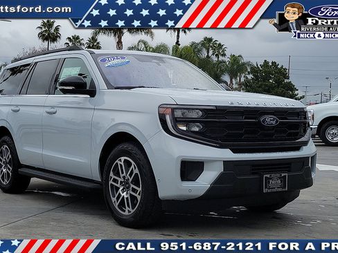 Certified 2025 Ford Expedition Active image 22