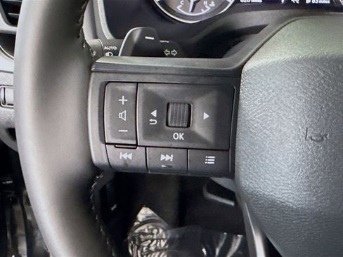 Used 2026 Nissan Rogue SV image 14