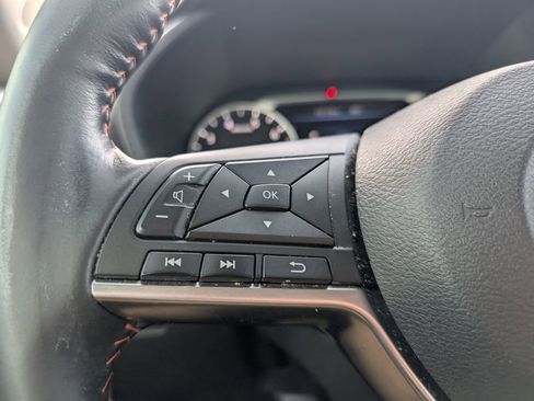 Used 2023 Nissan Sentra SR w/ SR Premium Package image 14