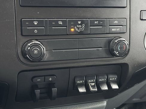 Used 2016 Ford F350 XL w/ Power Equipment Group image 6