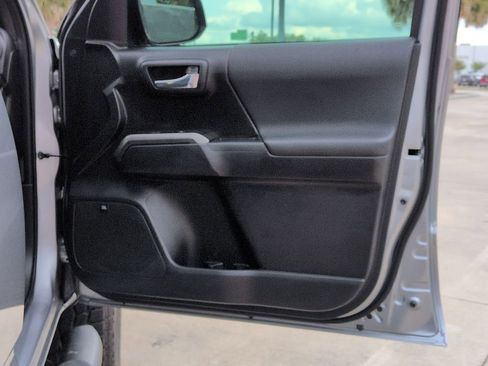 Used 2021 Toyota Tacoma TRD Off-Road w/ TRD Premium Off Road Package image 20