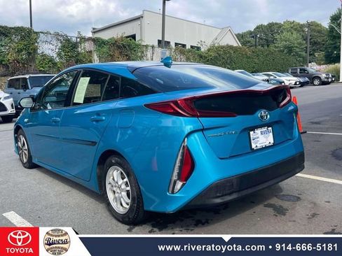 Used 2017 Toyota Prius Prime Premium FWD image 8