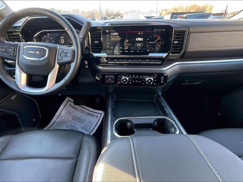Used 2025 GMC Sierra 2500 SLT w/ SLT Premium Package image 16