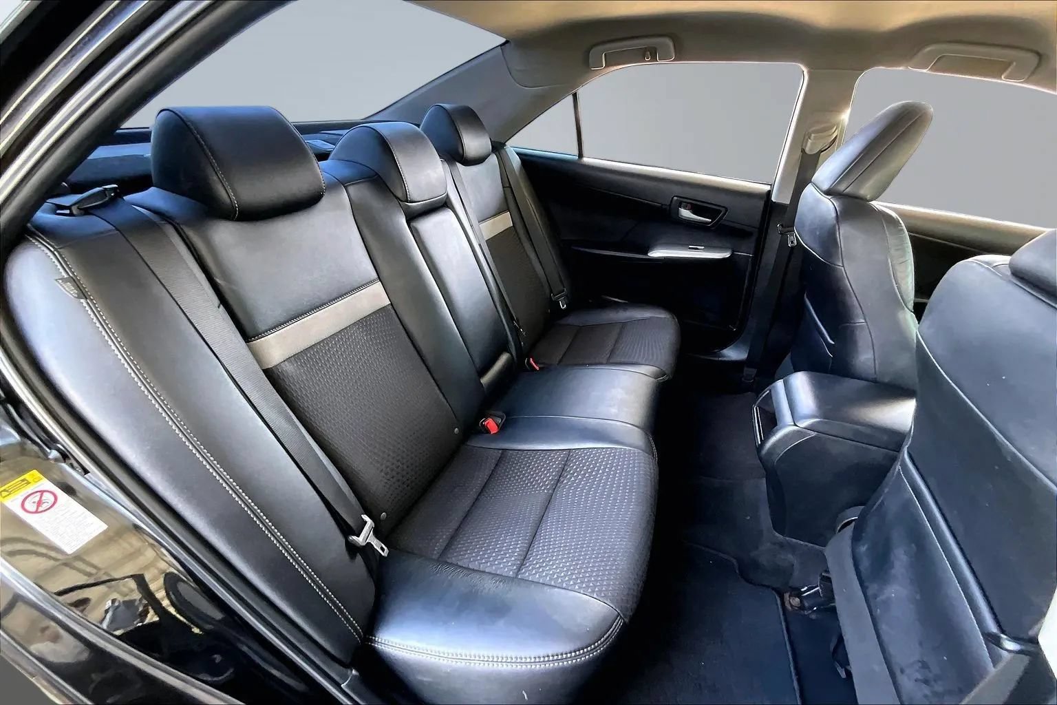 Used 2012 Toyota Camry SE FWD image 21