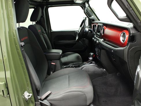 Used 2021 Jeep Wrangler Unlimited Rubicon w/ Steel Bumper Group image 13