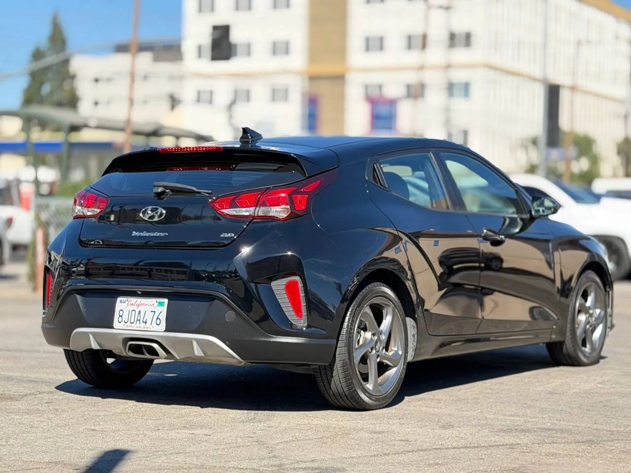 Used 2019 Hyundai Veloster 2.0 FWD image 17
