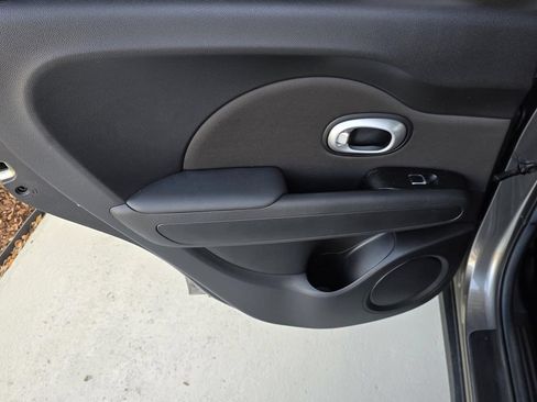 Used 2017 Kia Soul w/ Convenience Package FWD image 27