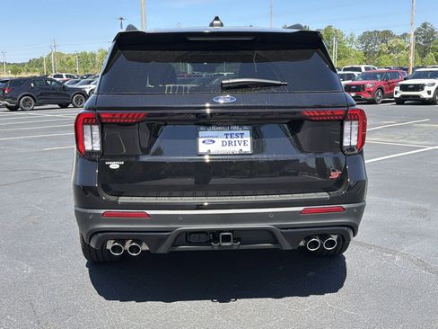 New 2026 Ford Explorer ST RWD image 28