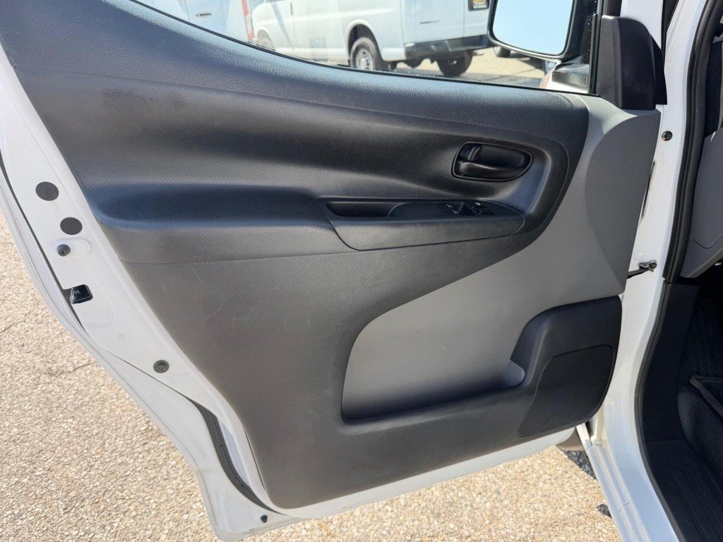 Used 2019 Nissan NV200 S FWD image 21