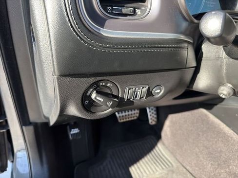 Used 2019 Dodge Charger GT w/ Plus Group image 11