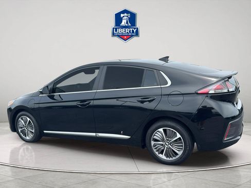 Used 2022 Hyundai Ioniq SEL FWD image 6