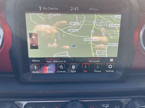 Certified 2023 Jeep Gladiator Rubicon w/ Cold Weather Group image 8