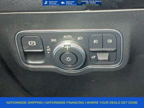 Used 2023 Mercedes-Benz GLA 250 4MATIC w/ Premium Package image 40