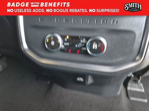 Used 2025 Ford Expedition Platinum w/ Stealth Performance Package AWD/4WD image 15