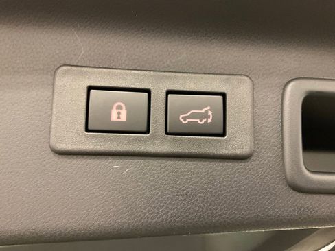 New 2026 Subaru Forester Premium image 24