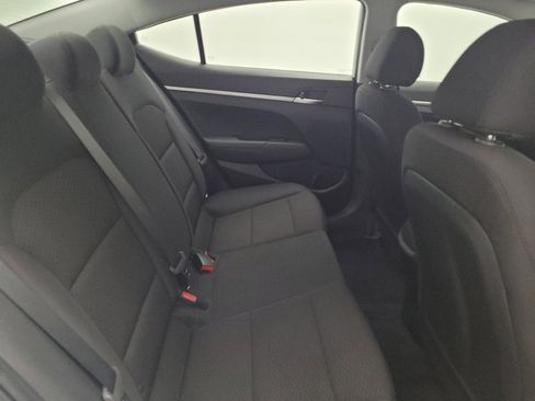 Used 2019 Hyundai Elantra SE w/ Cargo Package FWD image 19