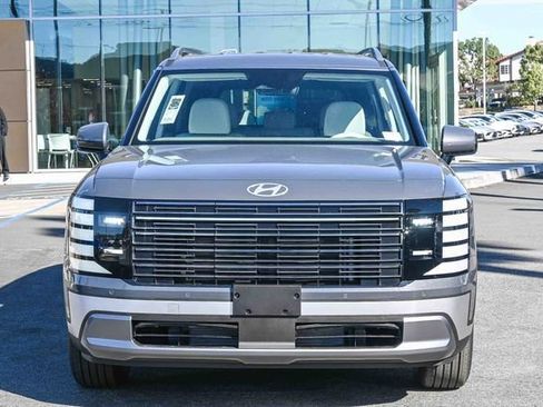 New 2026 Hyundai Palisade SEL image 2