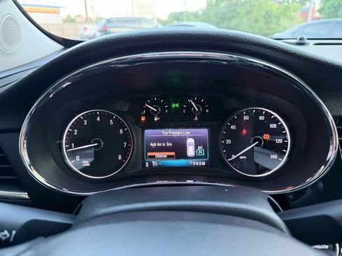 Used 2019 Buick Encore Preferred AWD/4WD image 36