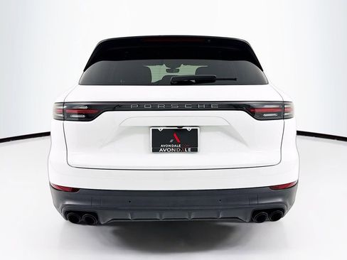 Certified 2023 Porsche Cayenne Platinum Edition AWD/4WD image 6