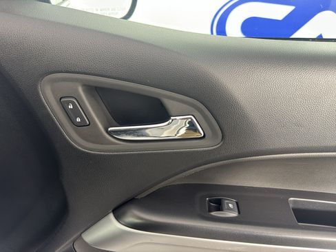 Used 2022 Chevrolet Colorado LT w/ Fleet Safety Package RWD image 30