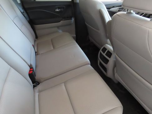 Used 2020 Honda Ridgeline RTL-E image 25