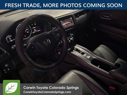 Used 2022 Honda HR-V EX-L image 11