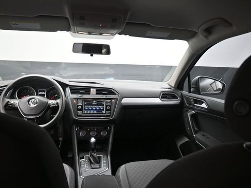 Used 2020 Volkswagen Tiguan S FWD image 12