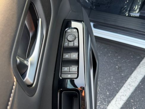 New 2026 Nissan Pathfinder SL image 11