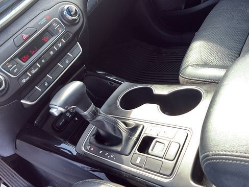 Used 2020 Kia Sorento SX FWD image 33