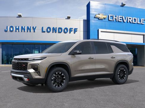 New 2026 Chevrolet Traverse Z71 w/ Driver Confidence Package AWD/4WD image 2