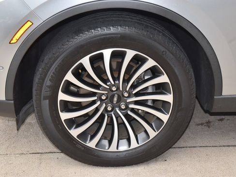 Used 2023 Lincoln Aviator Reserve w/ Equipment Group 201A AWD/4WD image 39