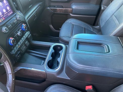 Used 2020 GMC Sierra 2500 Denali w/ Denali Ultimate Package image 20