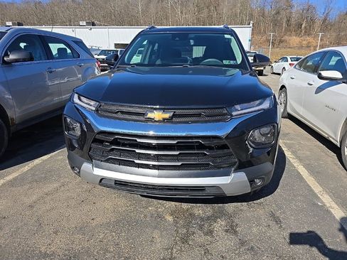 Certified 2023 Chevrolet TrailBlazer LT w/ Convenience Package image 3