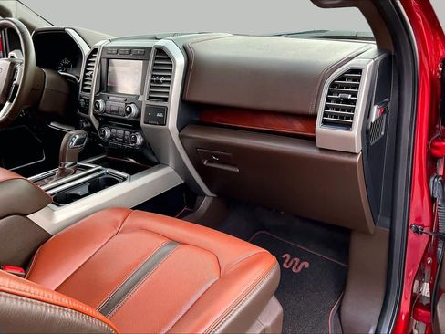 Used 2018 Ford F150 King Ranch w/ Equipment Group 601A Luxury AWD/4WD image 17
