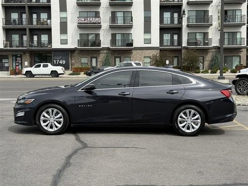 Used 2023 Chevrolet Malibu LT FWD image 4