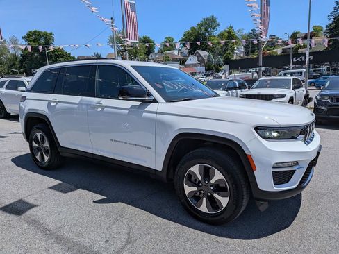 Used 2024 Jeep Grand Cherokee Limited 4xe AWD/4WD image 5