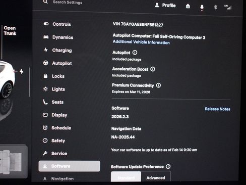 Used 2022 Tesla Model Y Long Range image 11