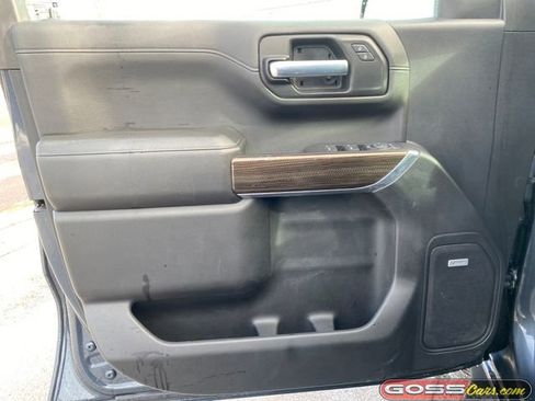 Used 2021 Chevrolet Silverado 1500 LT Trail Boss w/ Convenience Package II image 22