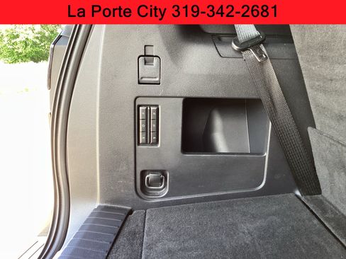 Used 2022 Ford Expedition Limited AWD/4WD image 28