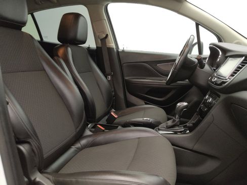 Used 2020 Buick Encore Preferred image 19