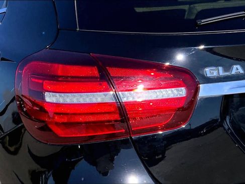 Used 2018 Mercedes-Benz GLA 250 GLA 250 image 28
