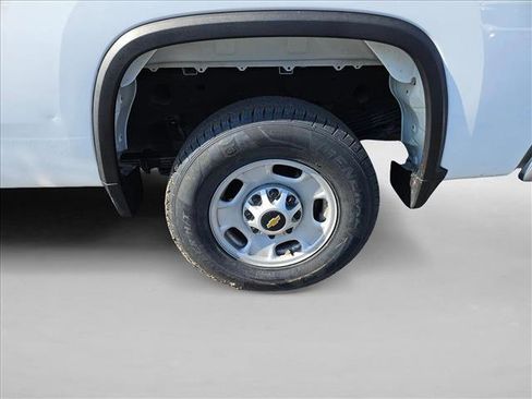 Used 2023 Chevrolet Silverado 2500 W/T w/ WT Convenience Package image 9
