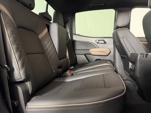 Used 2024 GMC Canyon Denali AWD/4WD image 32