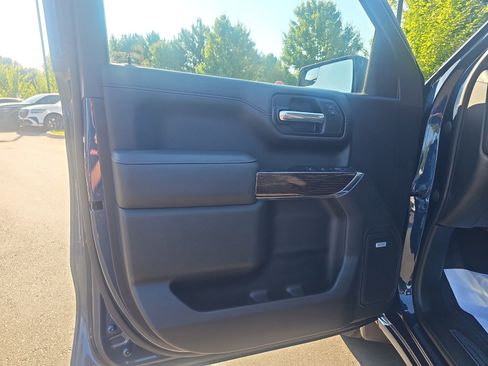 Used 2021 GMC Sierra 1500 Elevation w/ Preferred Package AWD/4WD image 13