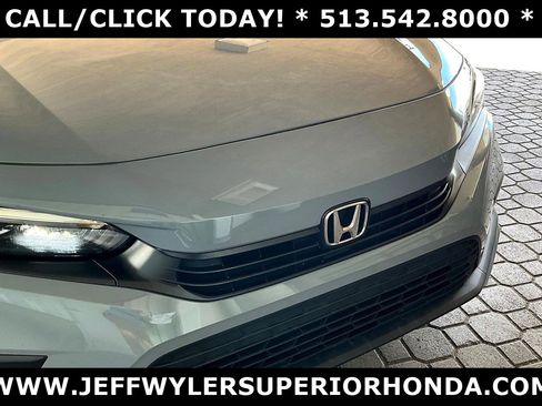 Used 2023 Honda Civic Sport image 31